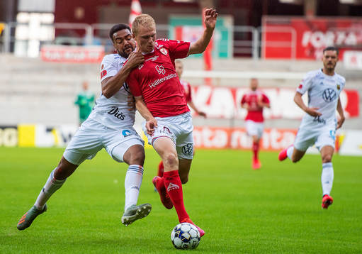 Kalmars Edvin Crona och Östersunds Noah Sonko Sundberg