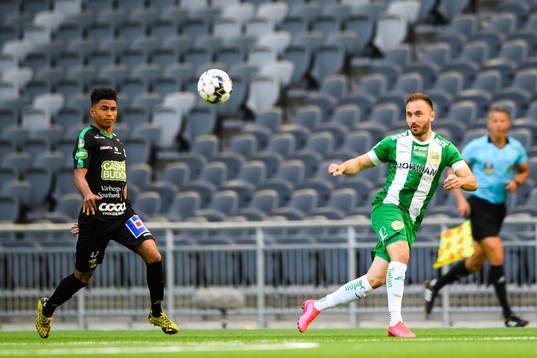 Varbergs Keanin Ayer Boya och Hammarbys Muamer Tankovic