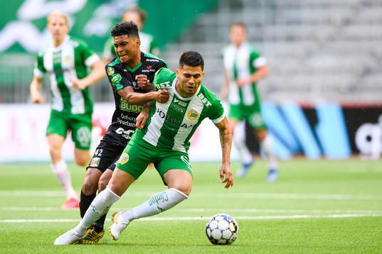 Varbergs Keanin Ayer Boya och Hammarbys Paulinho