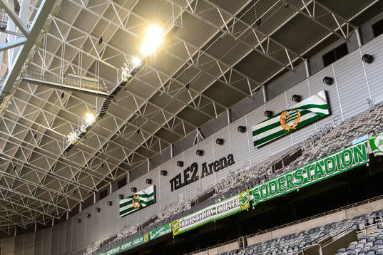 Tomma läktare på Tele2 Arena