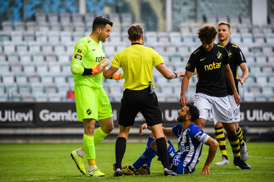 s målvakt Budimir Janosevic och IFK Göteborgs André