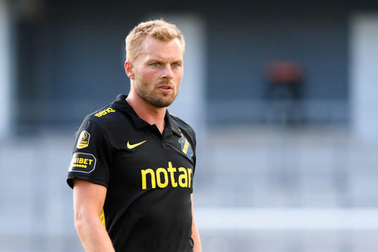 s Sebastian Larsson