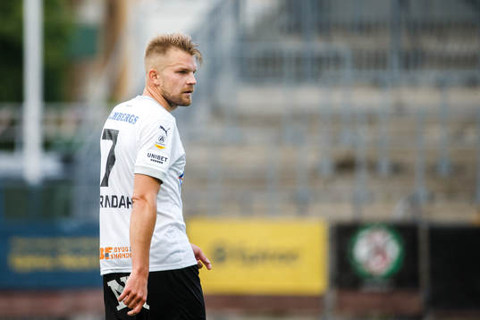 Örebros Erik Björndahl deppar