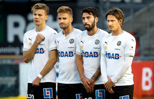 Örebros Jake Larsson, Johan Mårtensson, Nahir Besara och