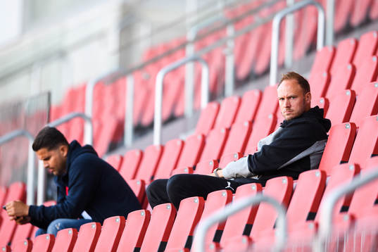 Helsingborgs Andreas Granqvist på läktarplats
