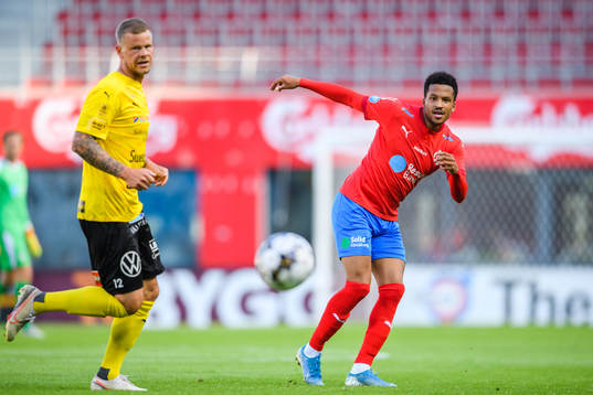 Mjällbys David Löfquist och Helsingborgs Martin Olsson