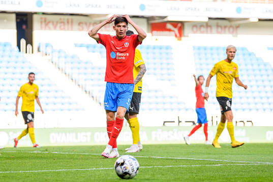 Helsingborgs Armin Gigovic deppar