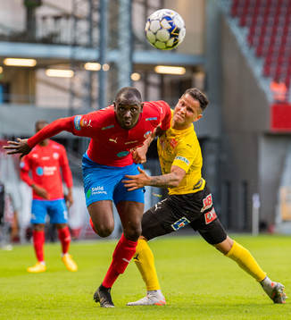 Helsingborgs Ravy Tsouka och Mjällbys Mohanad Jeahze
