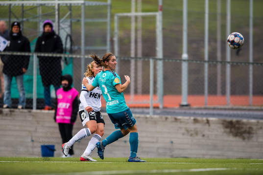 Julie Blakstad of Rosenborg scores the 1-1 goal