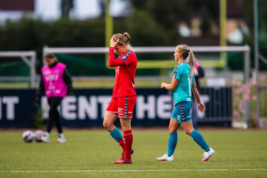 Ida Norstrøm of LSK Kvinner looks dejected