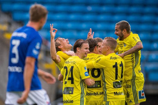 Bläddra bland fler bilder av Fotboll, Superettan, Trelleborg - GIF Sundsvall