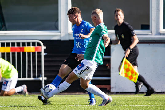 Halmstads Rasmus Wiedesheim-Paul och Brages Leonard Pllana