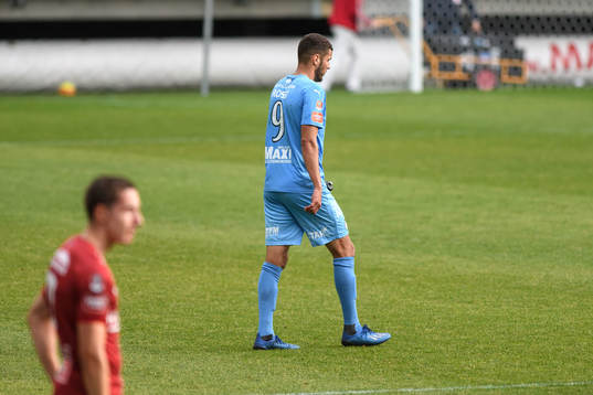 AFC Eskilstunas Karim Rossi deppar
