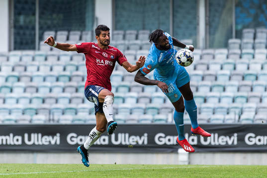 Örgrytes Ailton Almeida och AFC Eskilstunas Abdel Rhamane