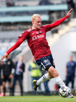 Örgrytes Adam Bergmark Wibergunder fotbollsmatchen i