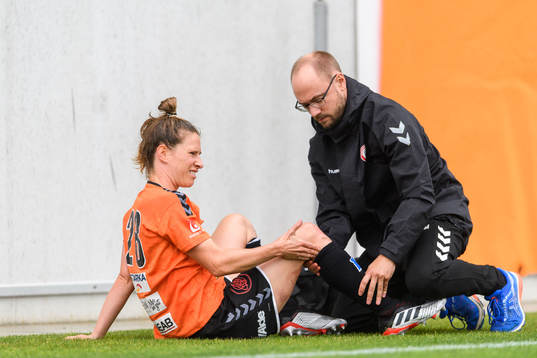Kristianstads Elise Kellond-Knight lämnar planen