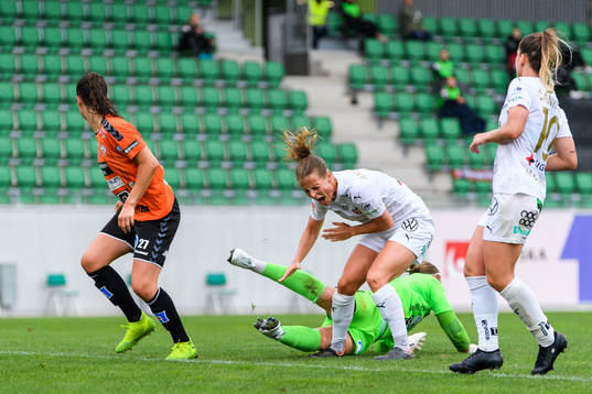 Rosengårds Anna Anvegård har ont