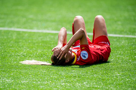 Vilde Fjelldal of Røa looks dejected