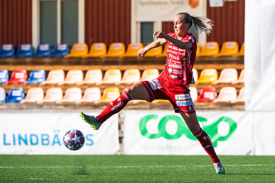 Piteås Julia Karlenäs