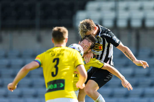Lunds André Strandberg och Landskronas Robin Hofsö
