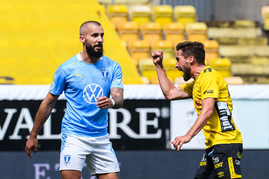 Elfsborgs Frederik Holst jublar
