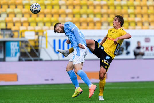 Malmö FFs Lasse Nielsen och Elfsborgs Simon Olsson