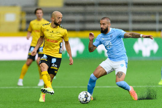 Elfsborgs Robert Gojani och Malmö FFs Guillermo Molins