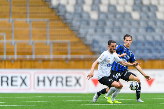 Örebros Agon Mehmeti och Sirius Hjalmar Ekdal
