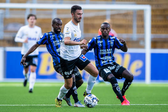 Örebros Simon Amin och Sirius Mohammed Khalid Saeid och