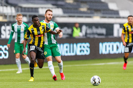 Häckens Godswill Ekpolo och Hammarbys Muamer Tankovic