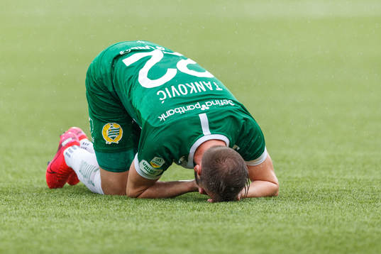 Hammarbys Muamer Tankovic har ont