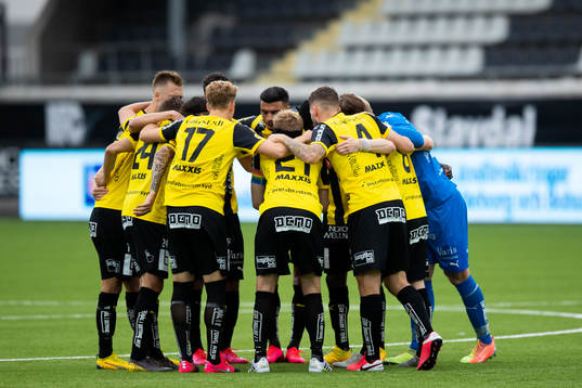 Häcken samlade innan fotbollsmatchen i Allsvenskan mellan