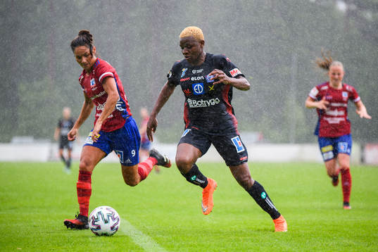 Vittsjös Lisa Klinga och Linköpings Uchenna Grace Kanu