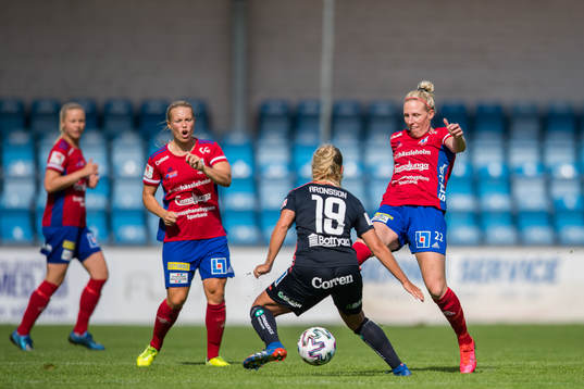 Vittsjös Sandra Adolfsson och Linköpings Ronja Artonsson