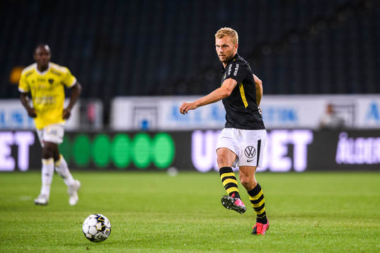 s Sebastian Larsson