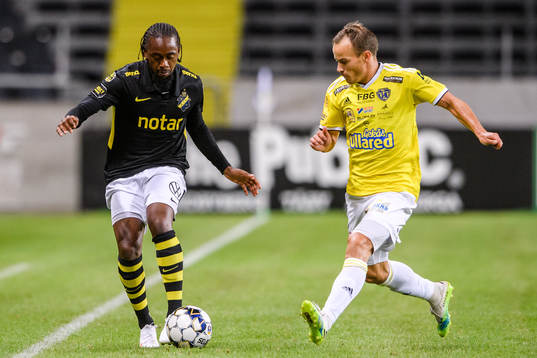 s Heradi Rashidi och Falkenbergs Anton Wede