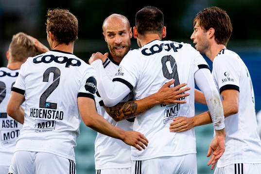 Dino Islamovic of Rosenborg celebrates with teammate Tore