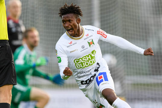 Varbergs Adama Fofana jublar
