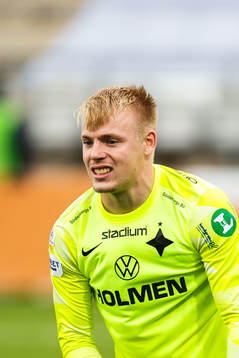 IFK Norrköpings målvakt Isak Pettersson deppar