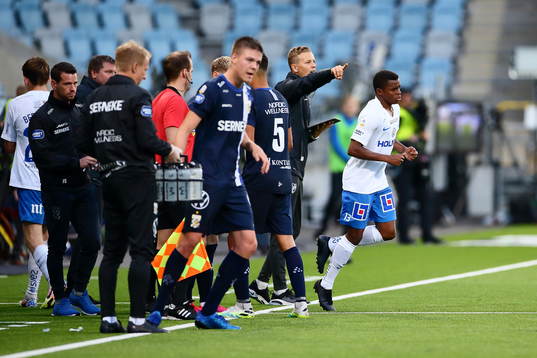 IFK Norrköpings Abdulrazaq Ishaq byts in och Ísak