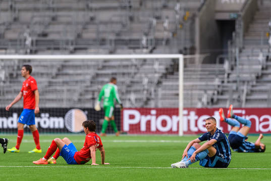 Djurgårdens Jonathan Augustinsson deppar