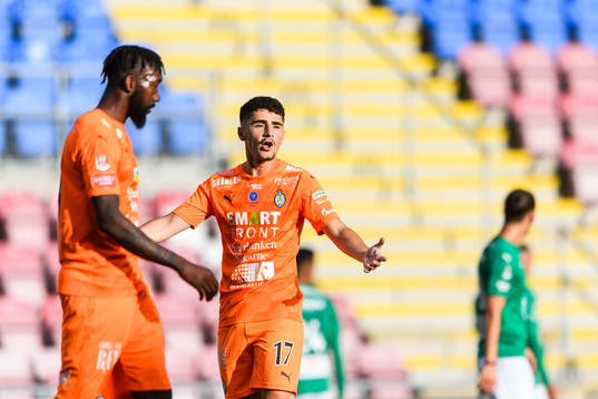 AFC Eskilstunas Ismet Lushaku deppar