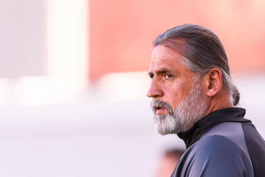 AFC Eskilstunas tränare Özcan Melkemichel