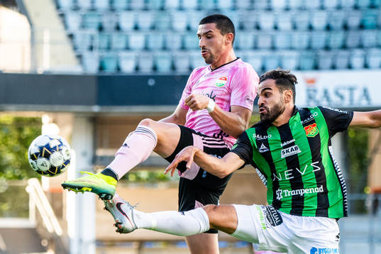 Dalkurds Irfan Jasarevic och GAIS Mervan Celik