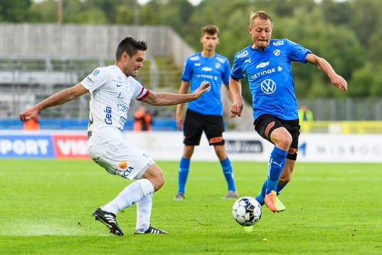 Norrbys Ivo Pekalski och Halmstads Joel Allansson