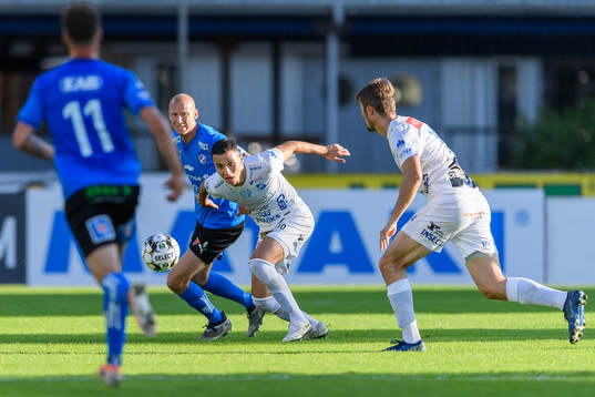 Halmstads Andreas Johansson och Norrbys Abdelrahman Saidi