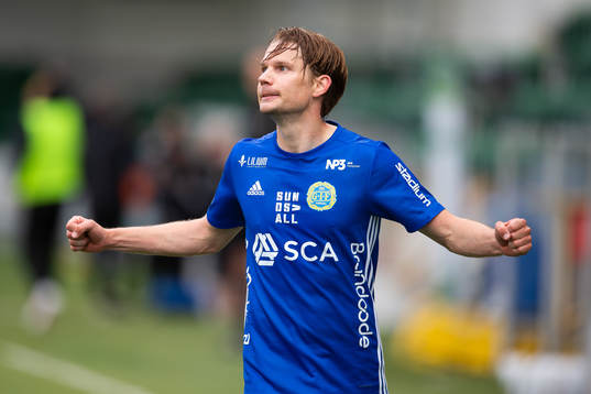 Sundsvalls Johan Blomberg jublar