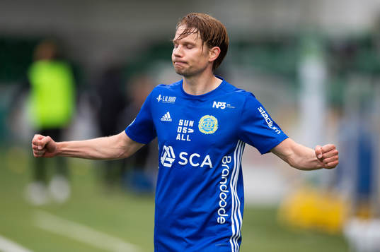 Sundsvalls Johan Blomberg jublar