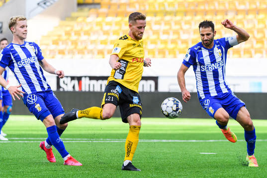 IFK Göteborgs Victor Wernersson och André Calisir mot