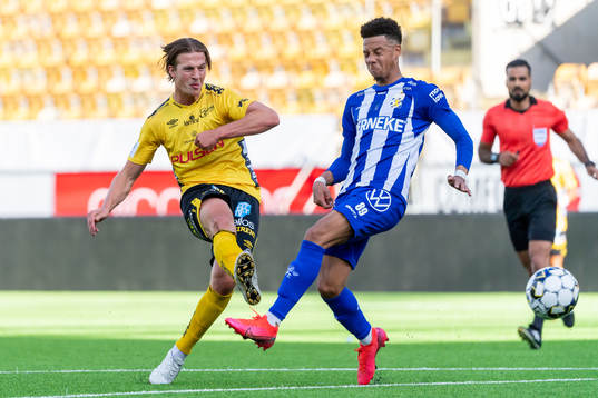 Elfsborgs Simon Olsson och IFK Göteborgs Tobias Sana